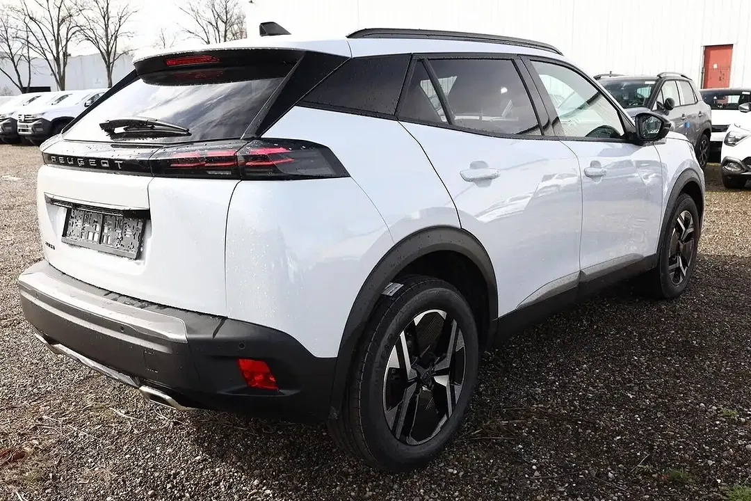 Peugeot 2008 - Thumbnail 4