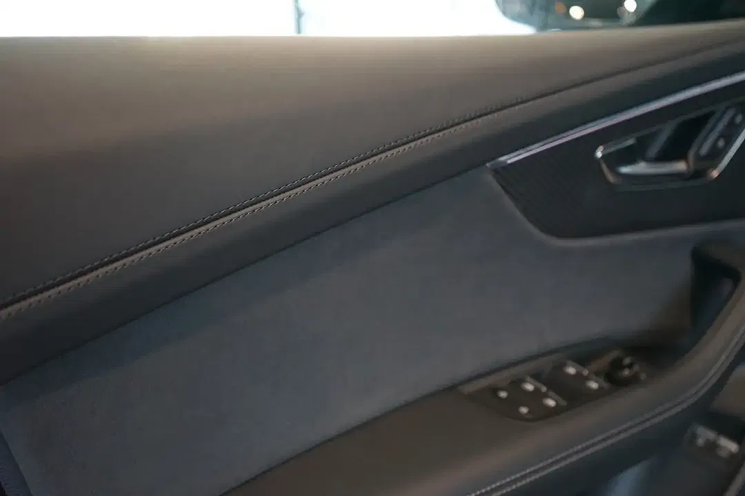 Audi Q8 - Thumbnail 12