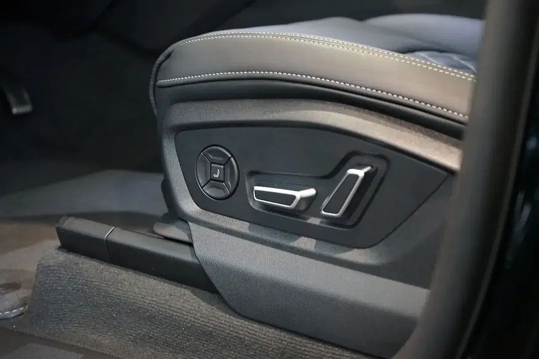 Audi Q8 - Thumbnail 14