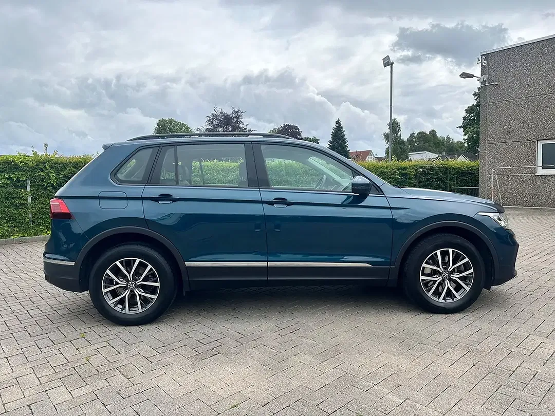 Volkswagen Tiguan - Thumbnail 4