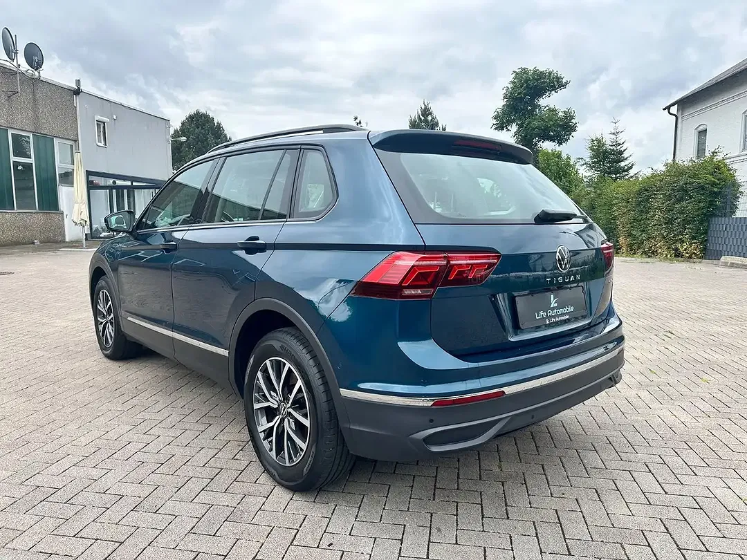 Volkswagen Tiguan - Thumbnail 7