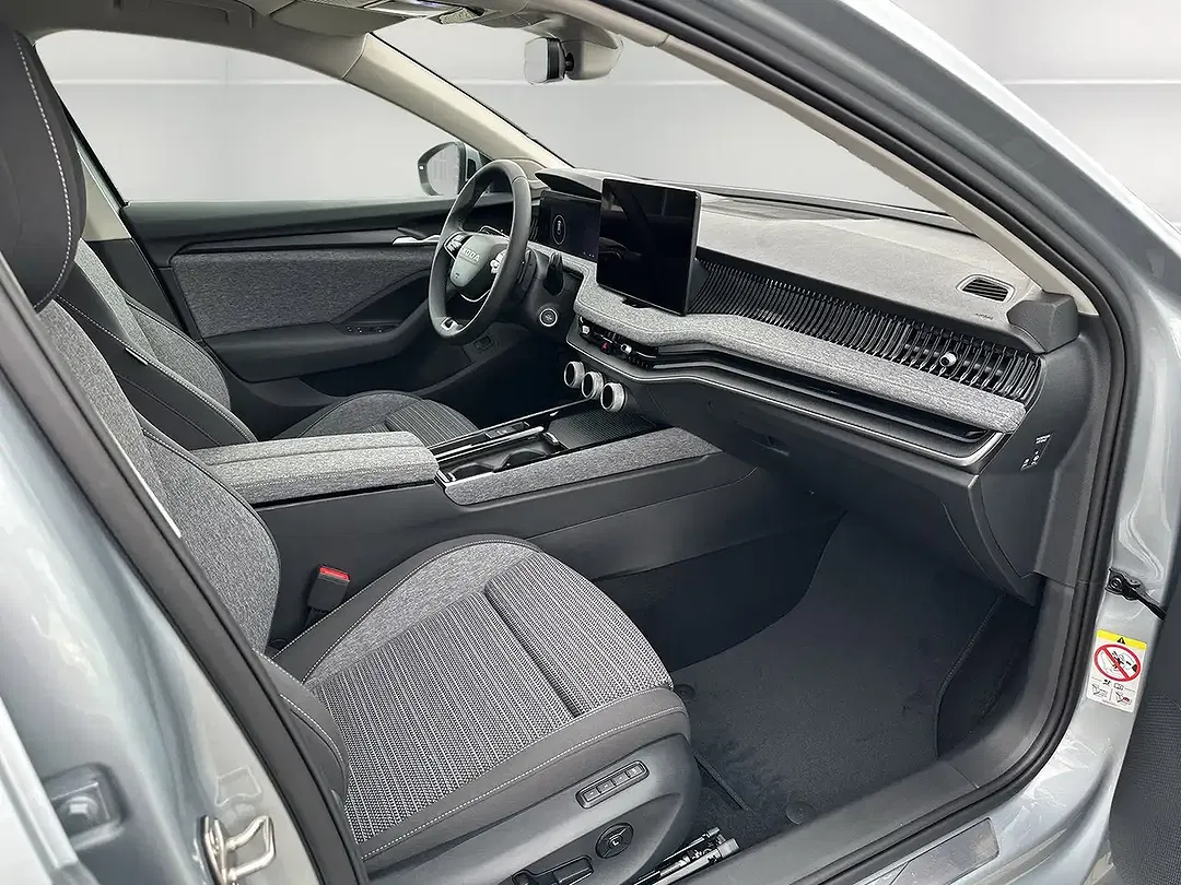 Skoda Superb - Thumbnail 11