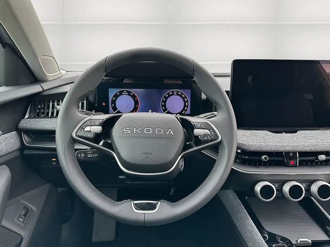 Skoda Superb - Thumbnail 15