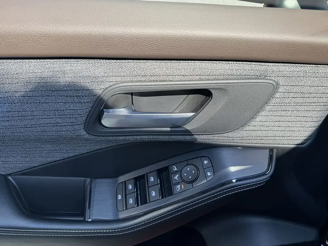 Nissan X-Trail - Thumbnail 8
