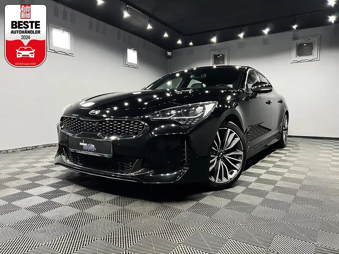 Kia Stinger - Thumbnail 1