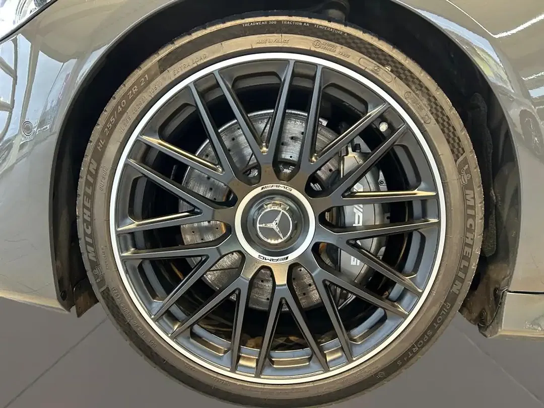 Mercedes-Benz S 63 AMG - Thumbnail 9