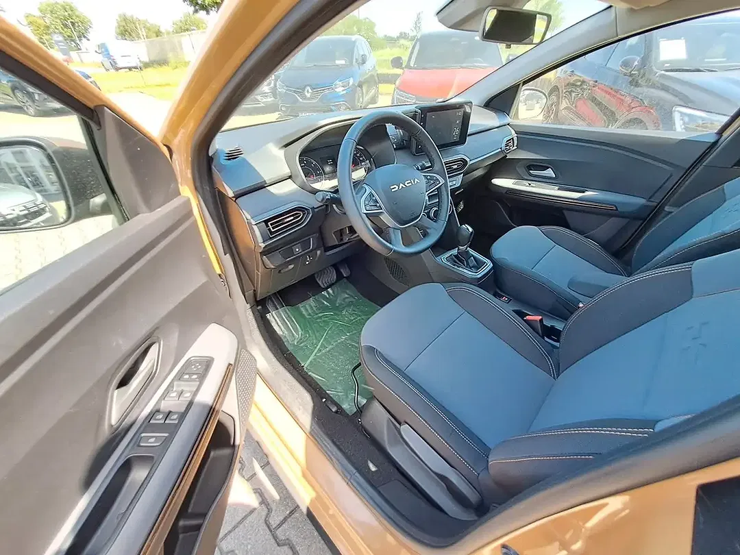 Dacia Sandero - Thumbnail 12
