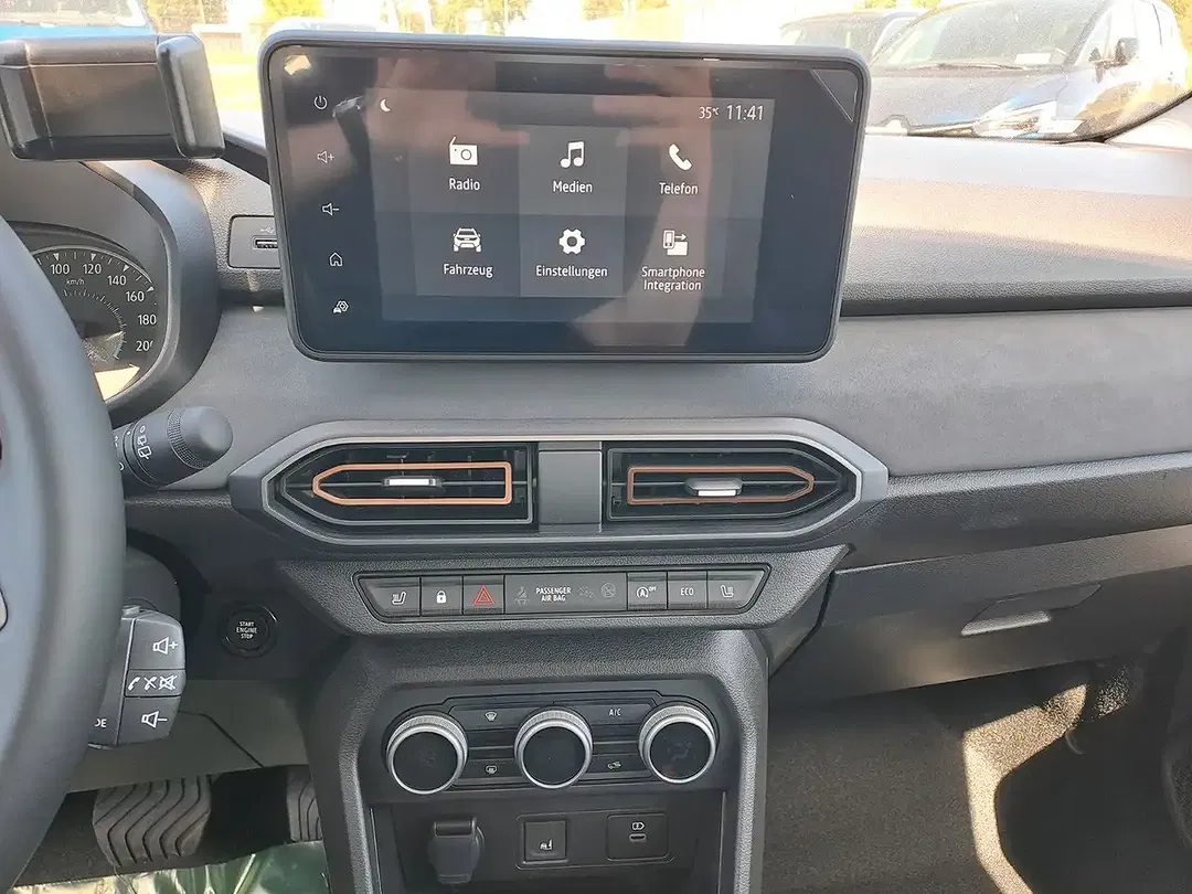 Dacia Sandero - Thumbnail 17