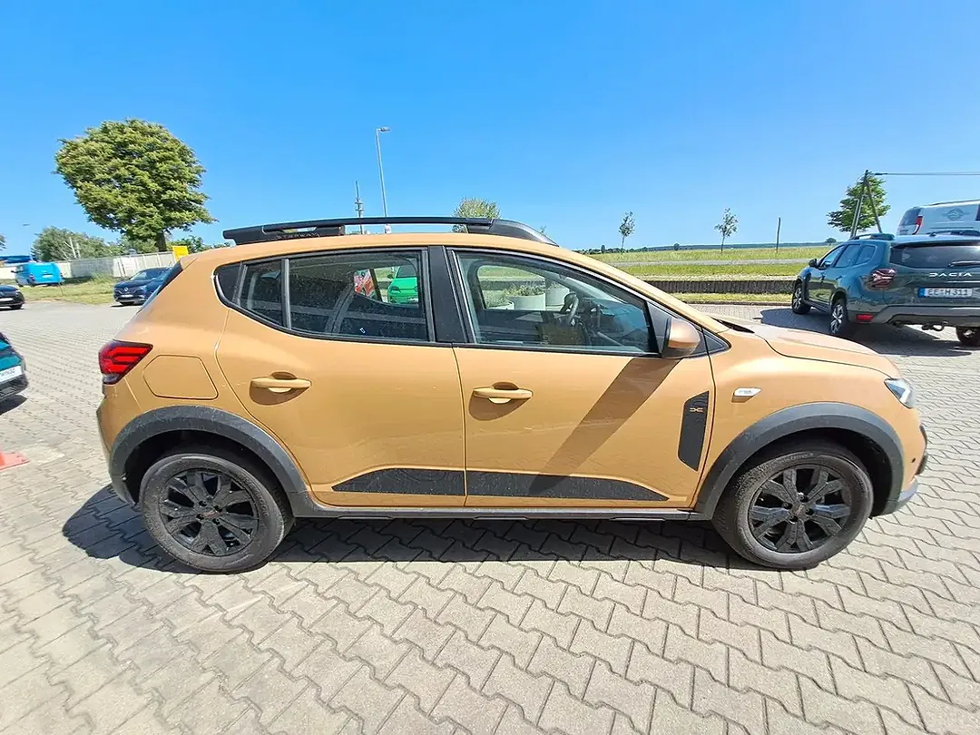 Dacia Sandero - Thumbnail 4