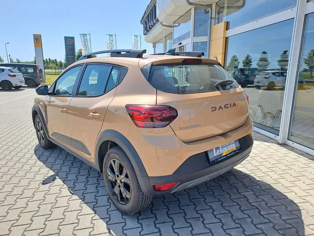 Dacia Sandero - Thumbnail 7