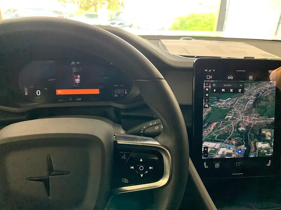Polestar 2 - Thumbnail 14
