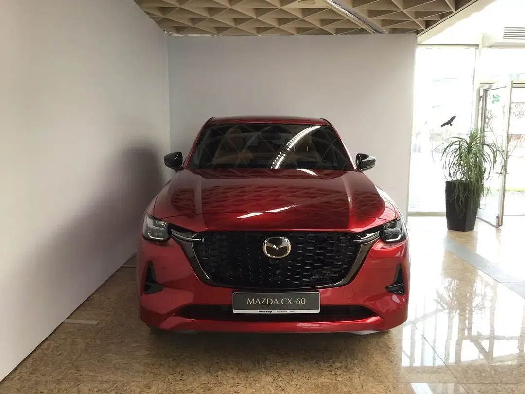 Mazda CX-60 - Thumbnail 3
