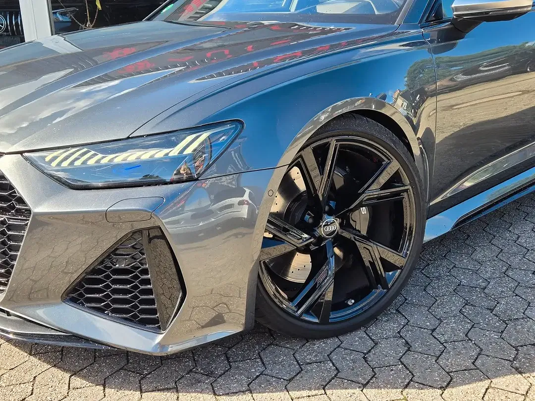 Audi RS6 - Thumbnail 19