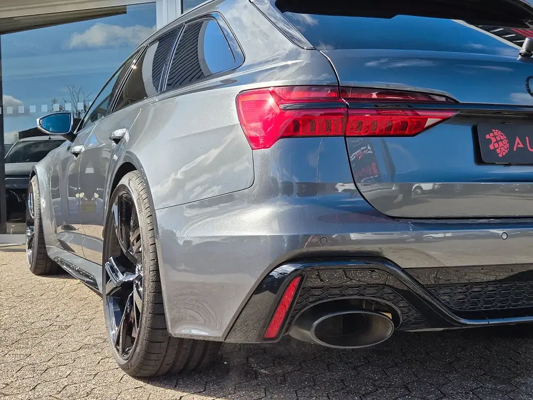 Audi RS6 - Thumbnail 20