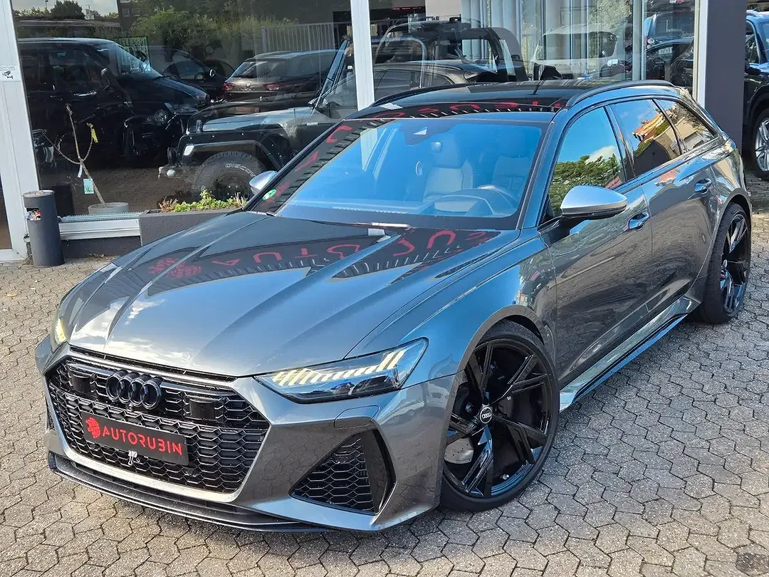 Audi RS6 - Thumbnail 4