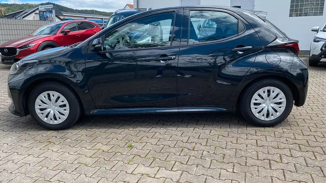 Mazda 2 - Thumbnail 4