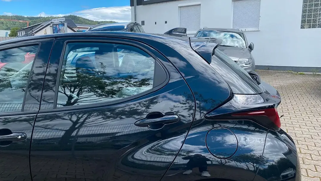 Mazda 2 - Thumbnail 9