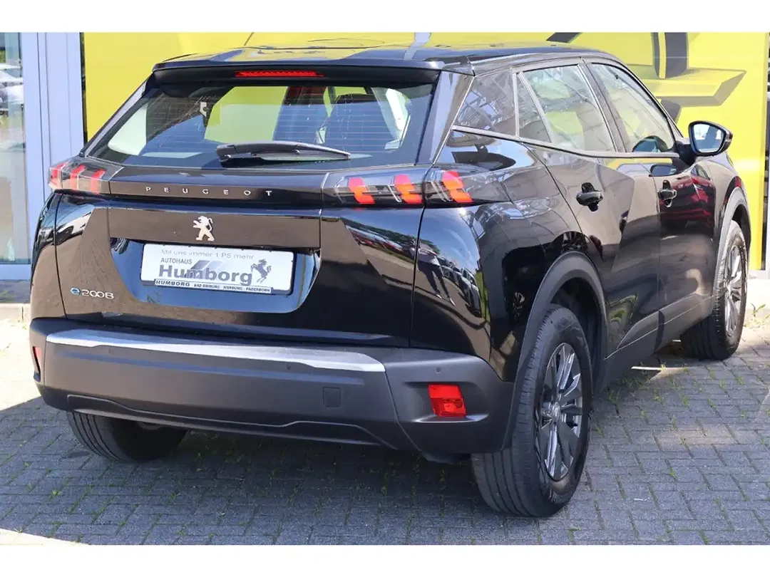 Peugeot 2008 - Thumbnail 4