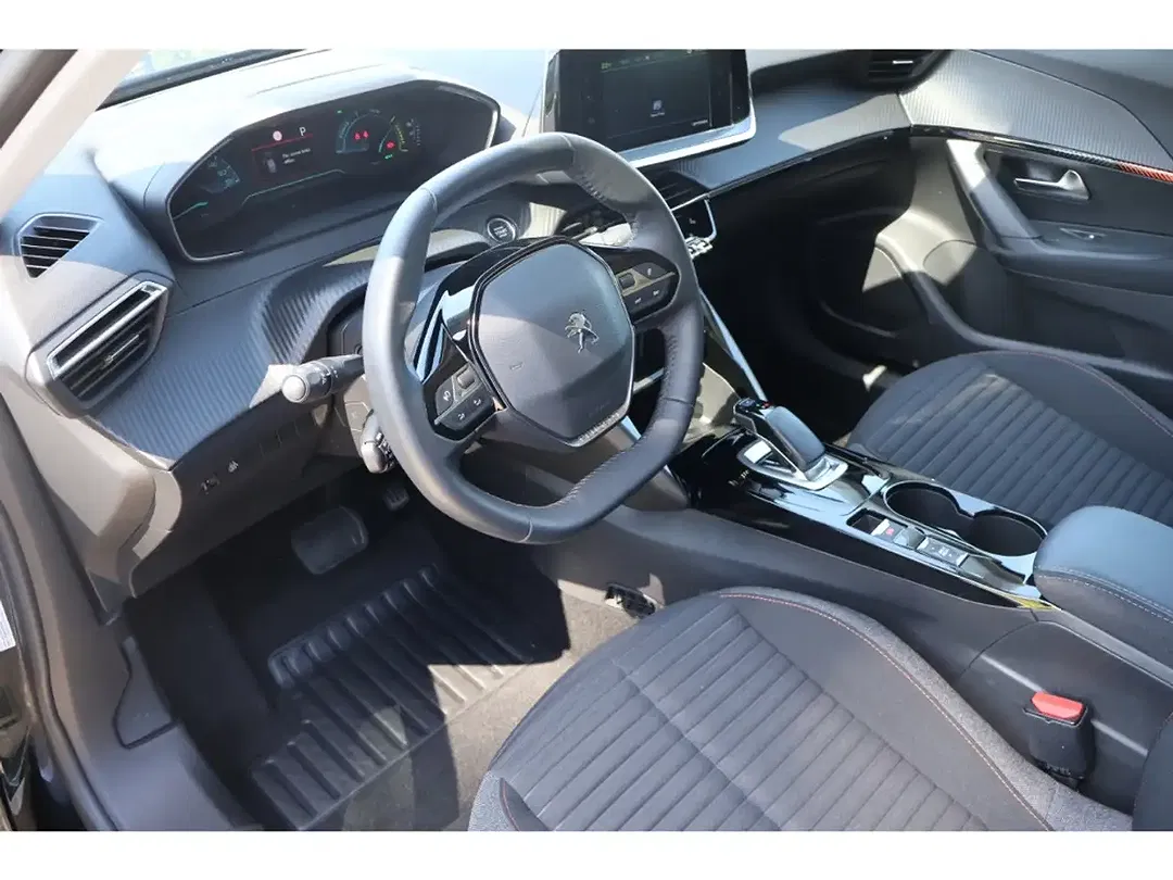 Peugeot 2008 - Thumbnail 7