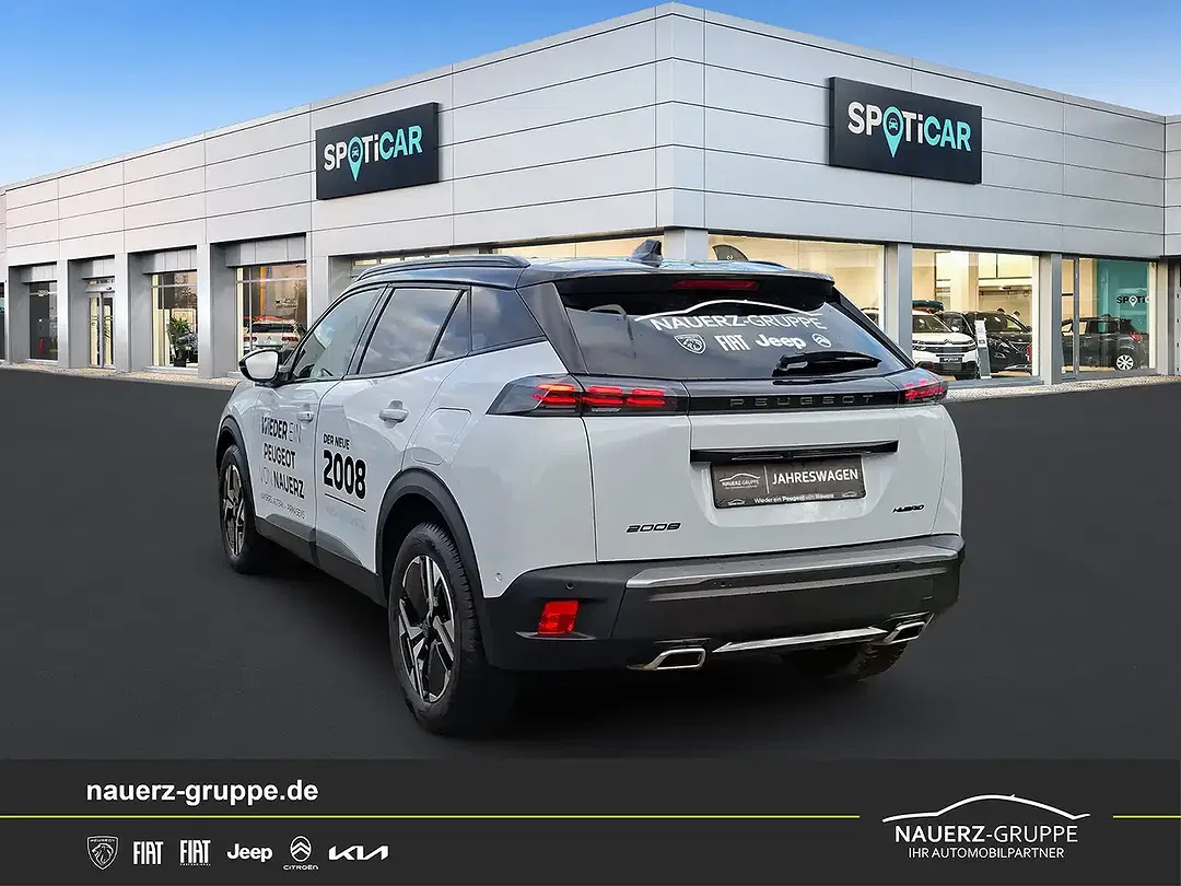 Peugeot 2008 - Thumbnail 3