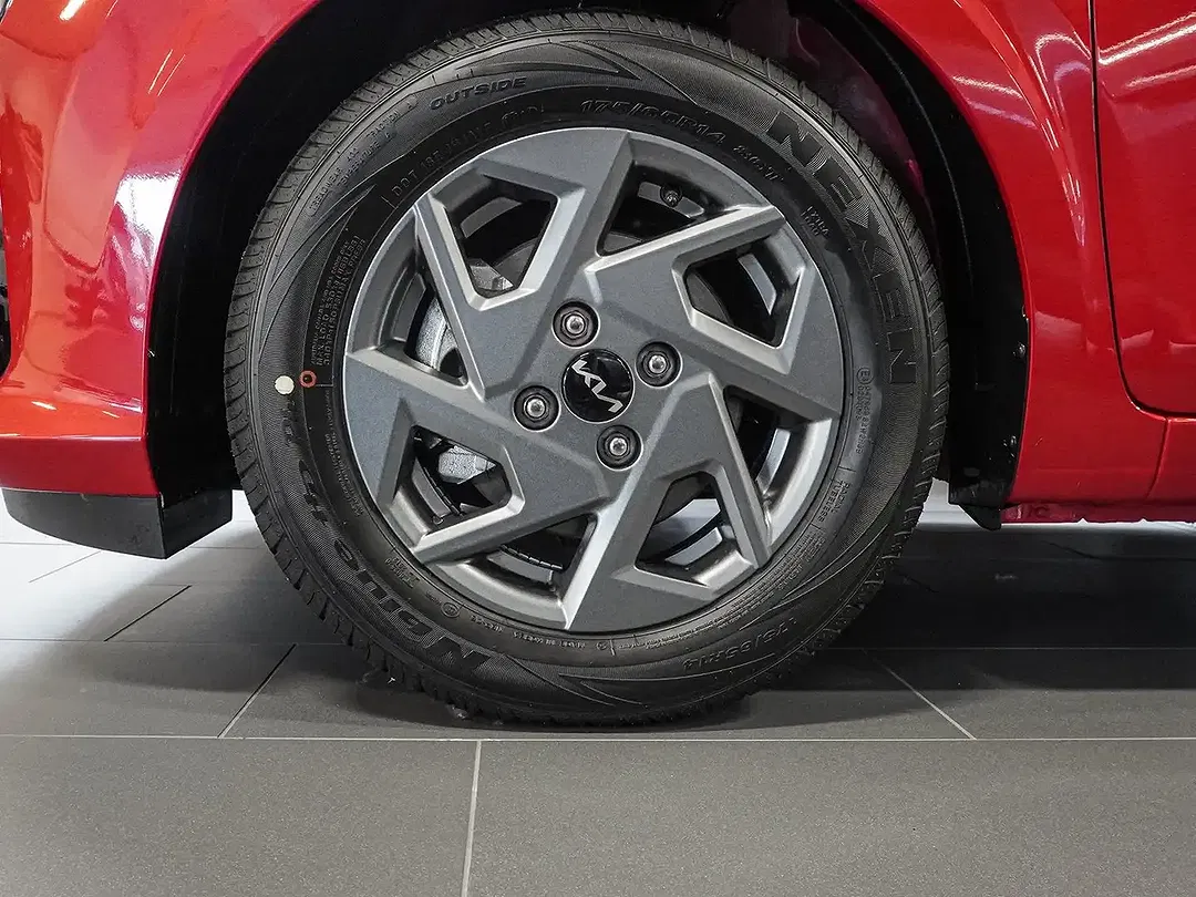 Kia Picanto - Thumbnail 3