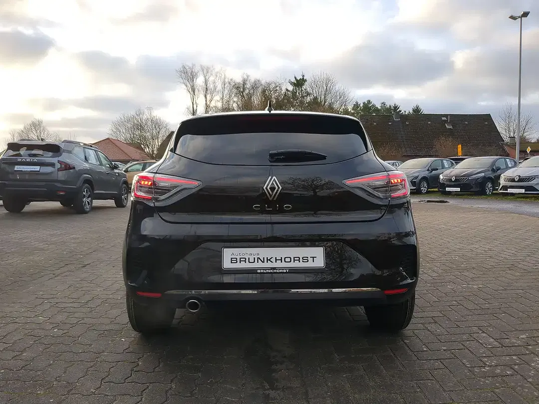 Renault Clio - Thumbnail 2