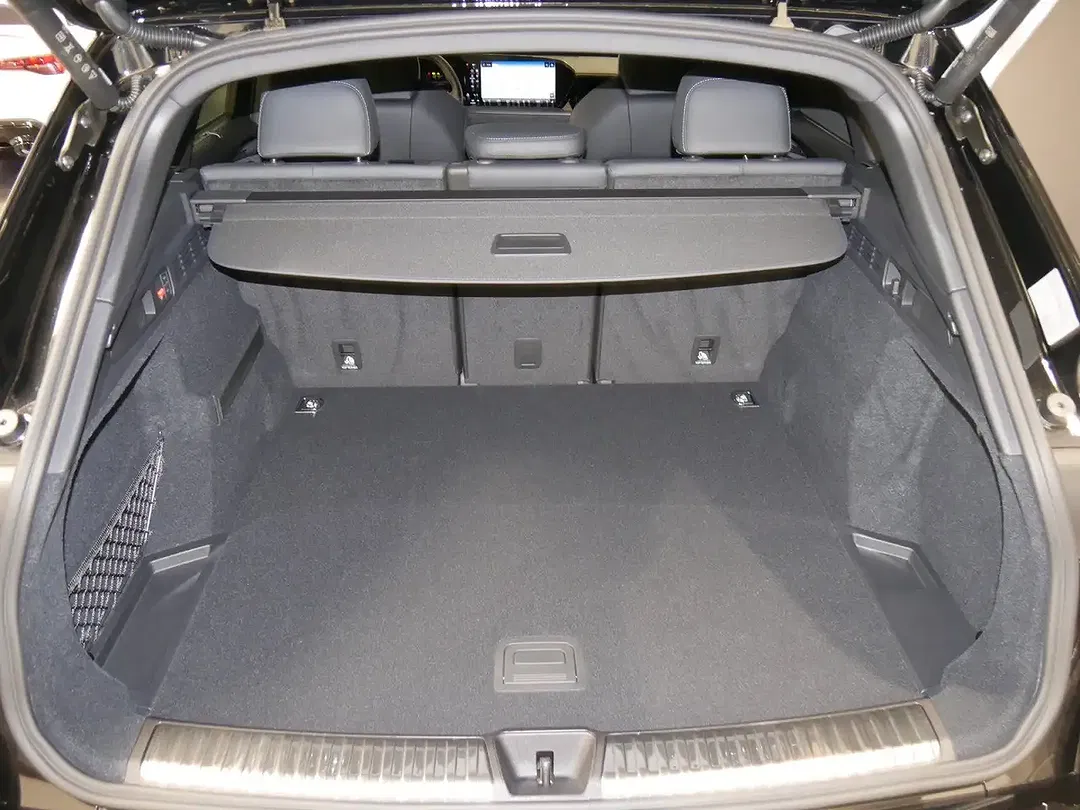 Audi SQ5 - Thumbnail 12