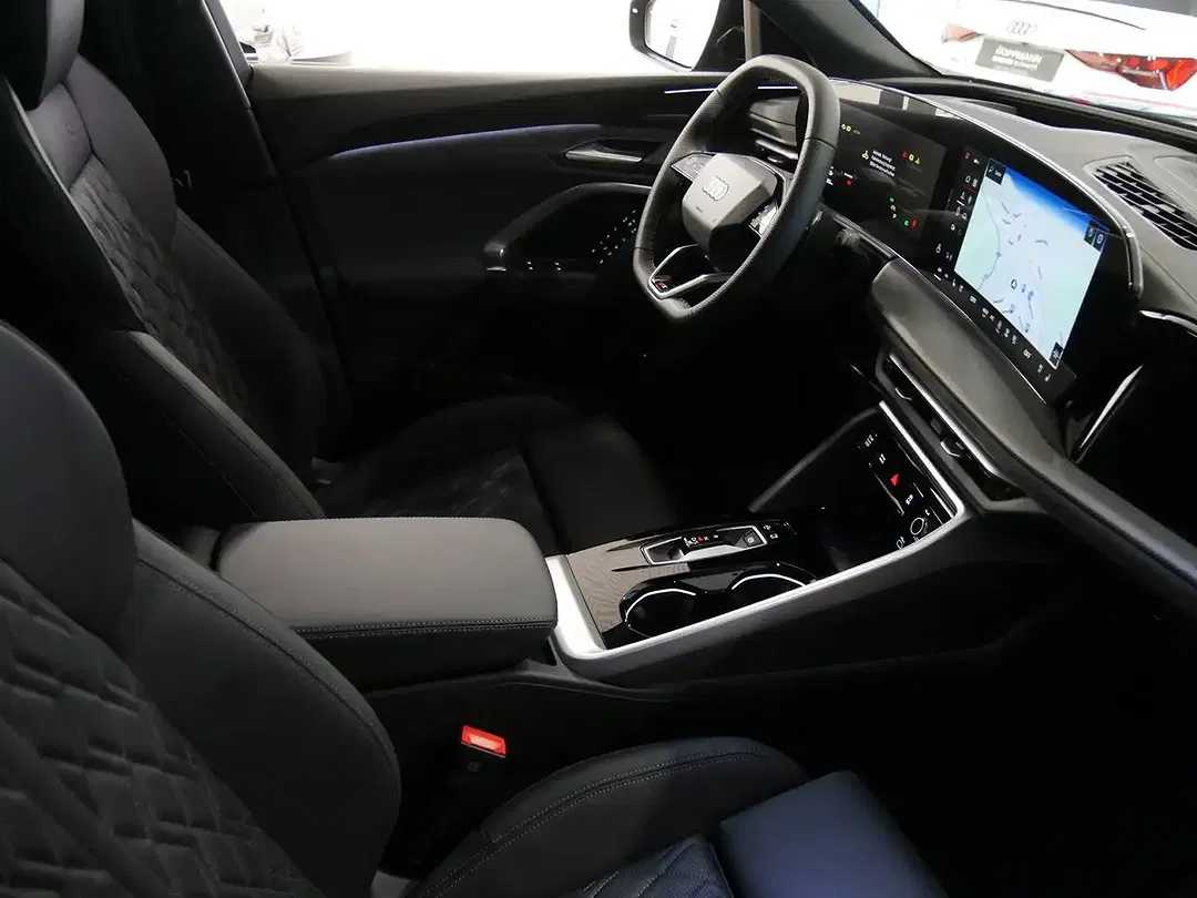 Audi SQ5 - Thumbnail 4