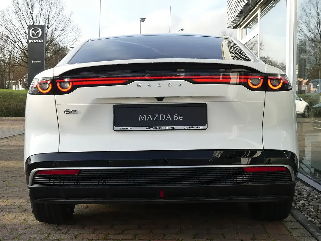 Mazda 6e - Thumbnail 4