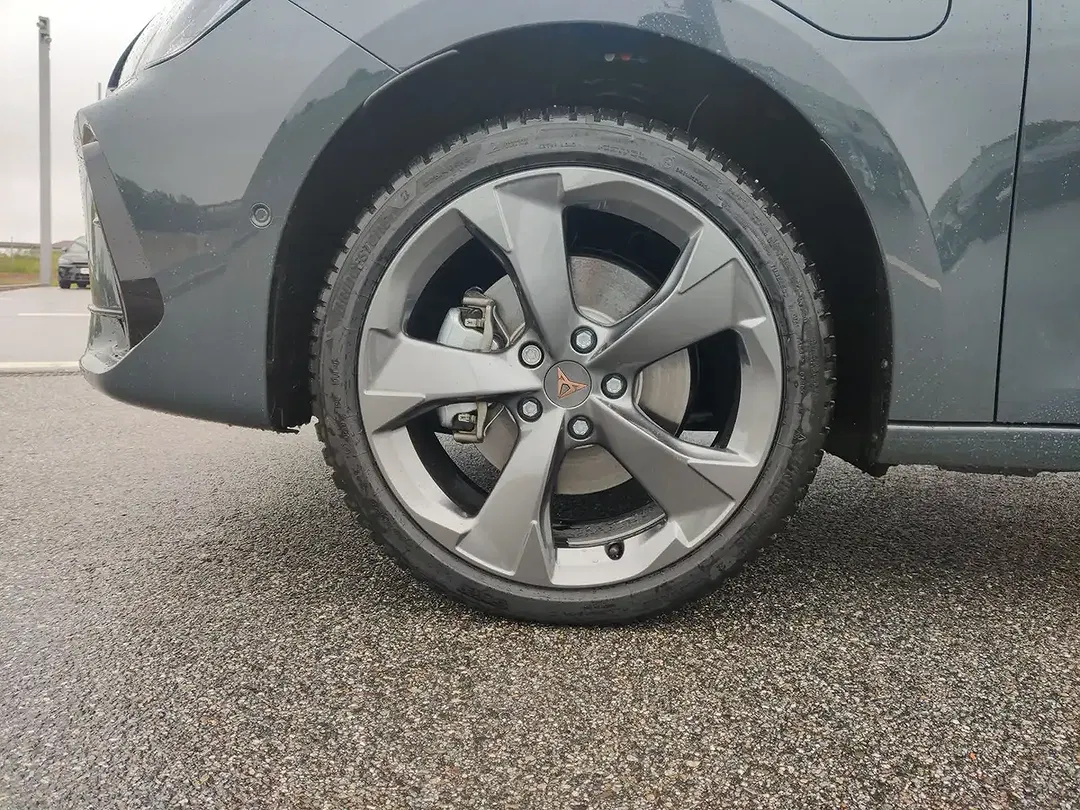 CUPRA Leon - Thumbnail 8