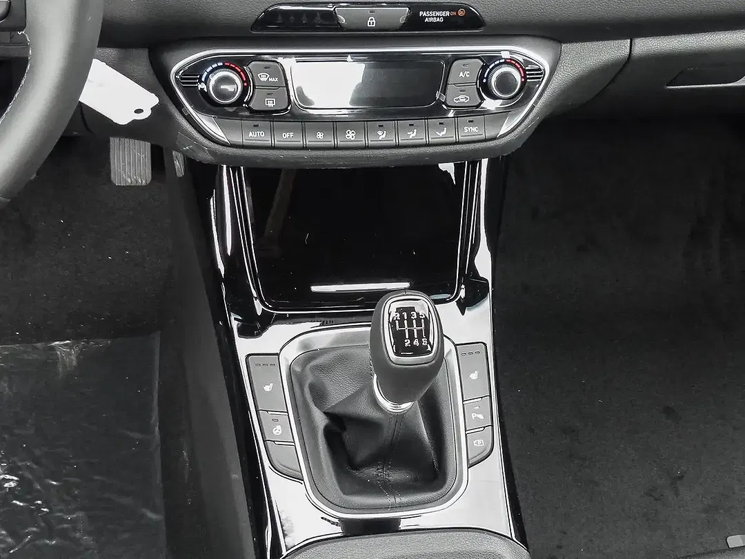 Hyundai i30 - Thumbnail 11