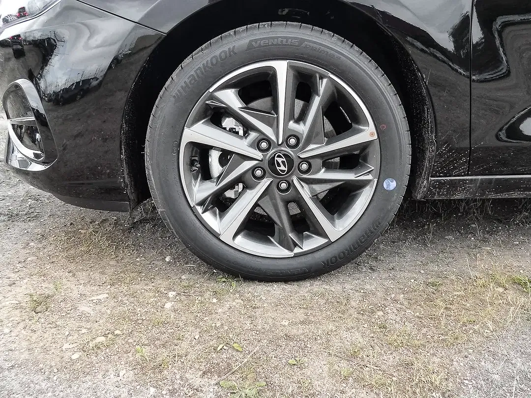 Hyundai i30 - Thumbnail 3