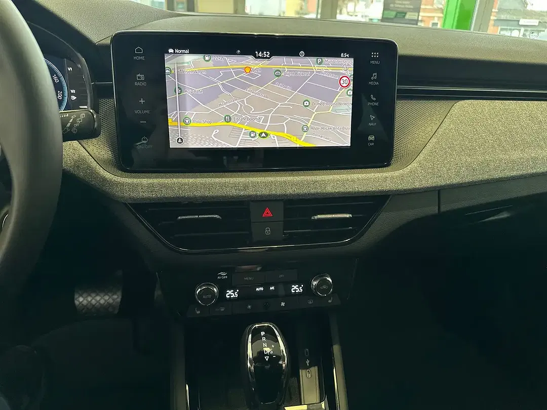 Skoda Scala - Thumbnail 10