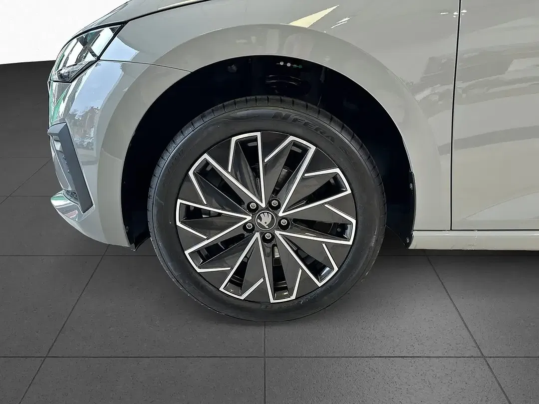 Skoda Scala - Thumbnail 7