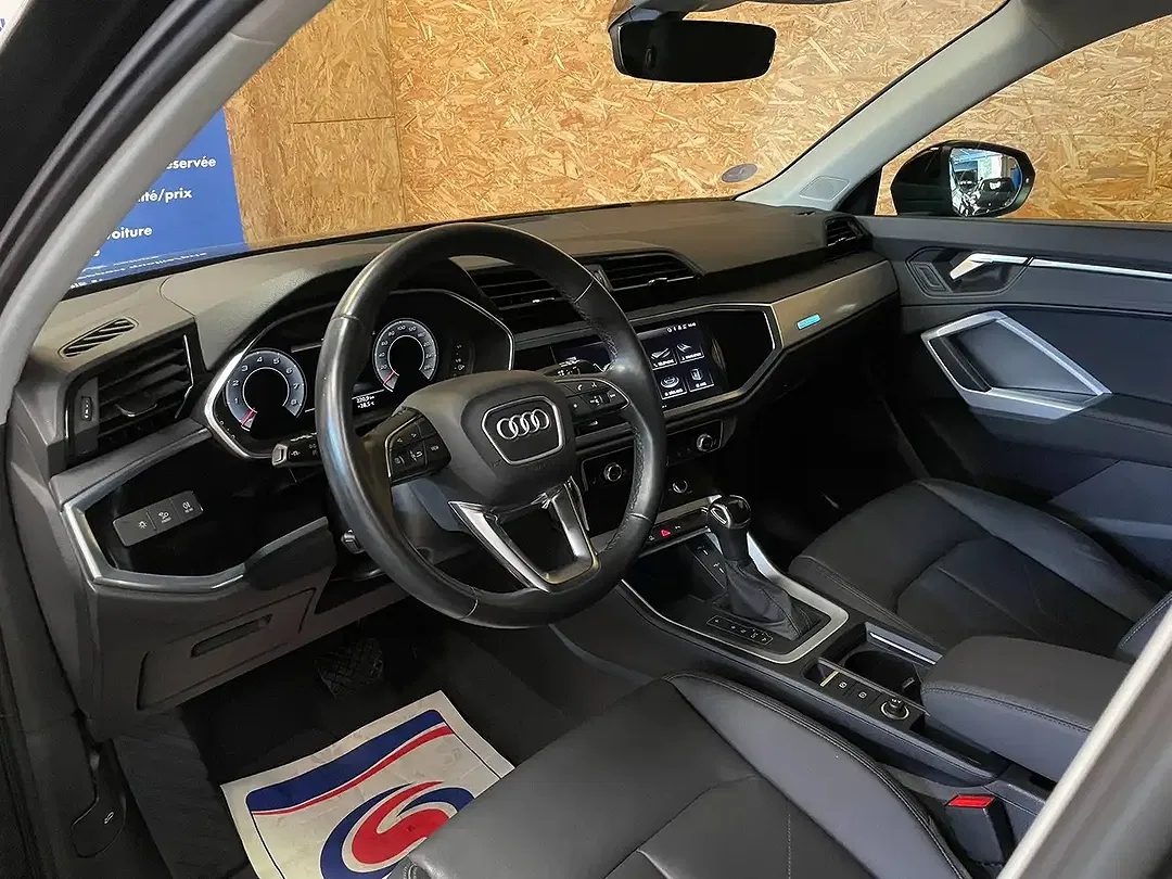 Audi Q3 - Thumbnail 7