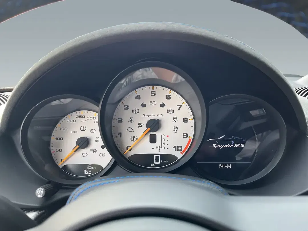 Porsche 718 Spyder - Thumbnail 13