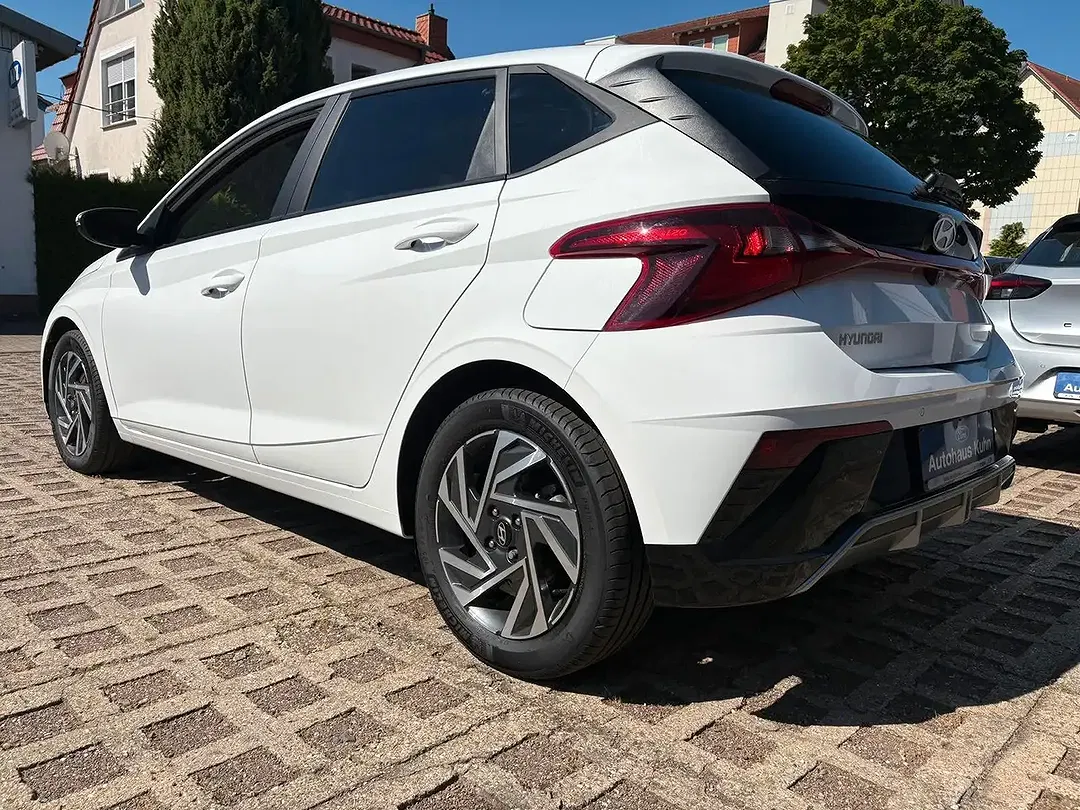 Hyundai i20 - Thumbnail 6