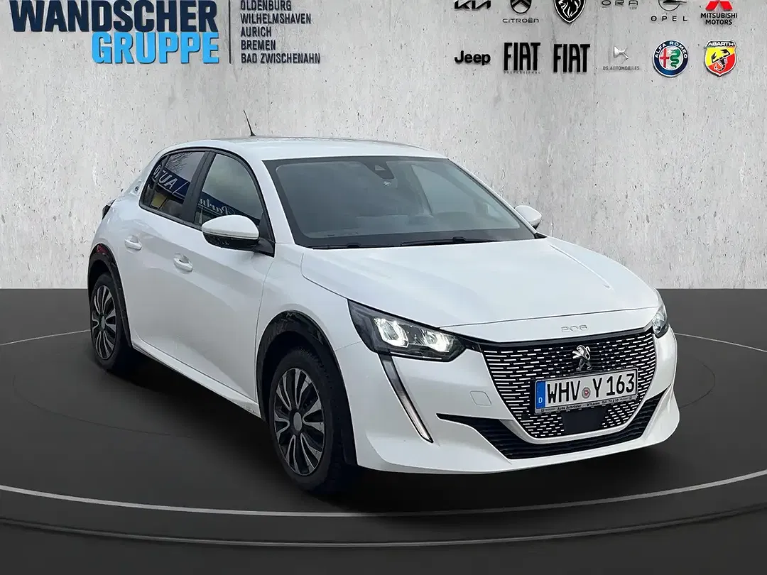 Peugeot 208 - Thumbnail 9