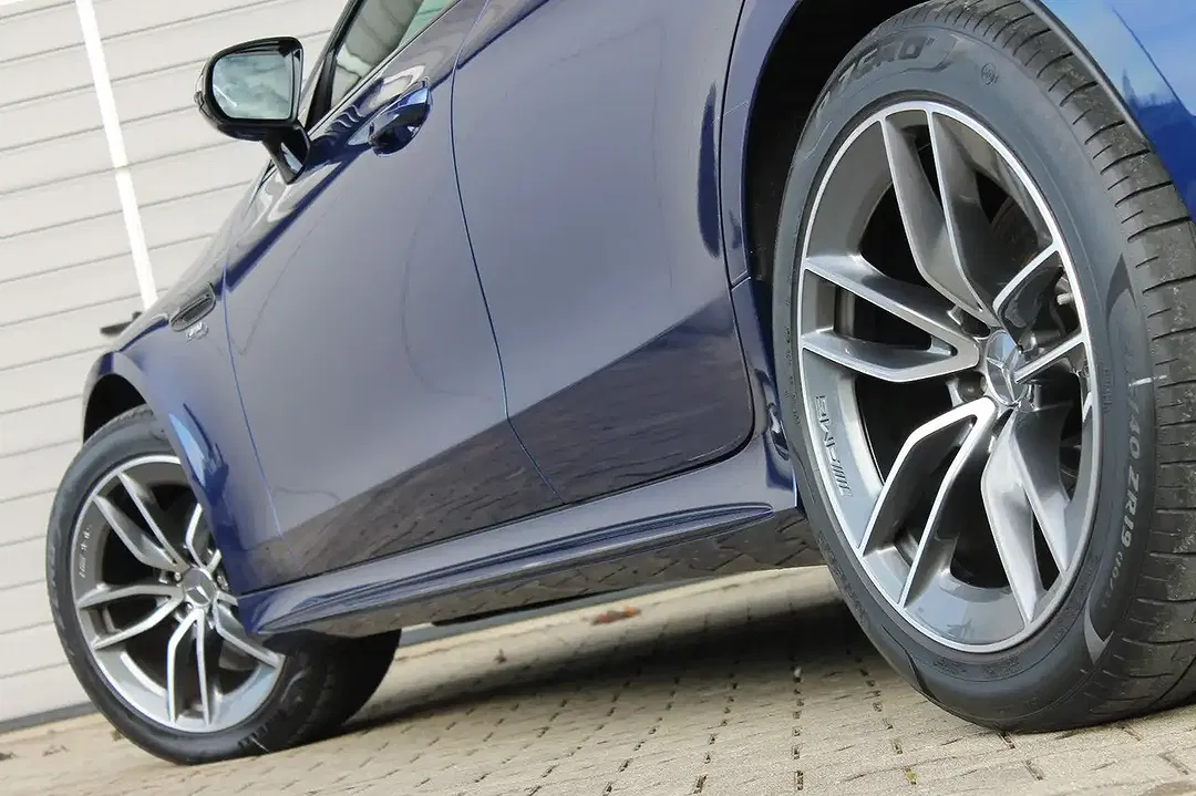Mercedes-Benz AMG GT - Thumbnail 11