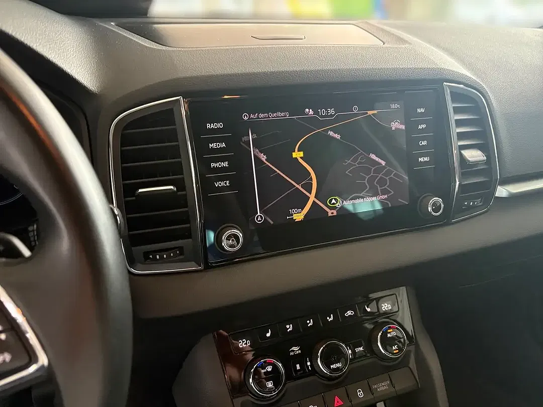 Skoda Karoq - Thumbnail 11
