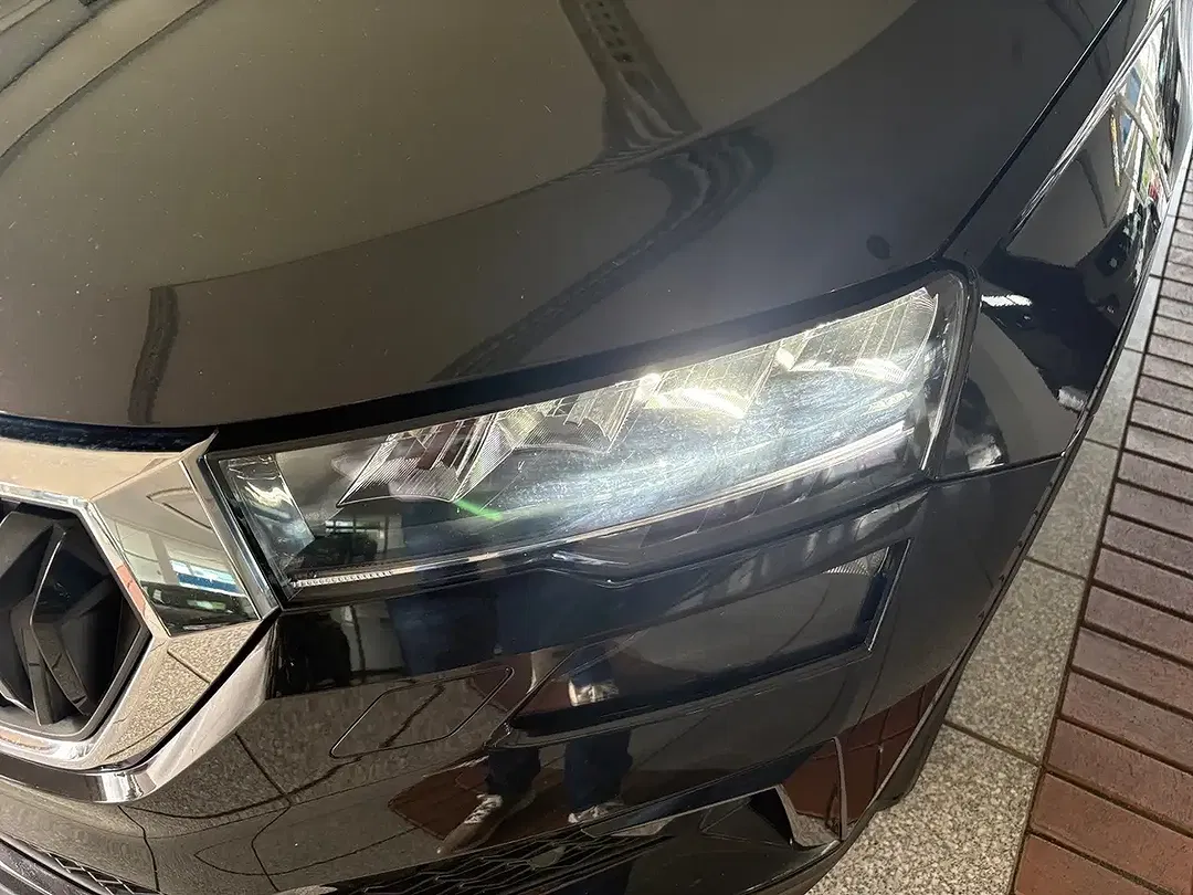 Skoda Karoq - Thumbnail 5