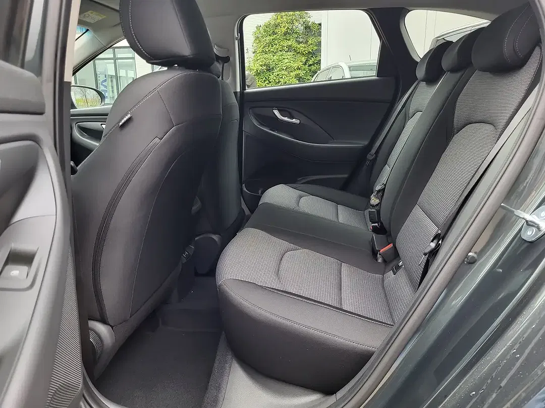 Hyundai i30 - Thumbnail 15