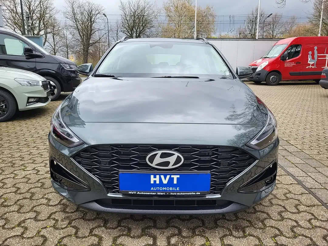 Hyundai i30 - Thumbnail 3