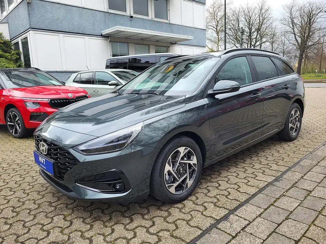 Hyundai i30 - Thumbnail 4