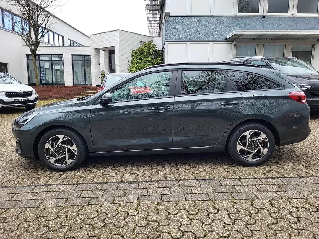 Hyundai i30 - Thumbnail 5