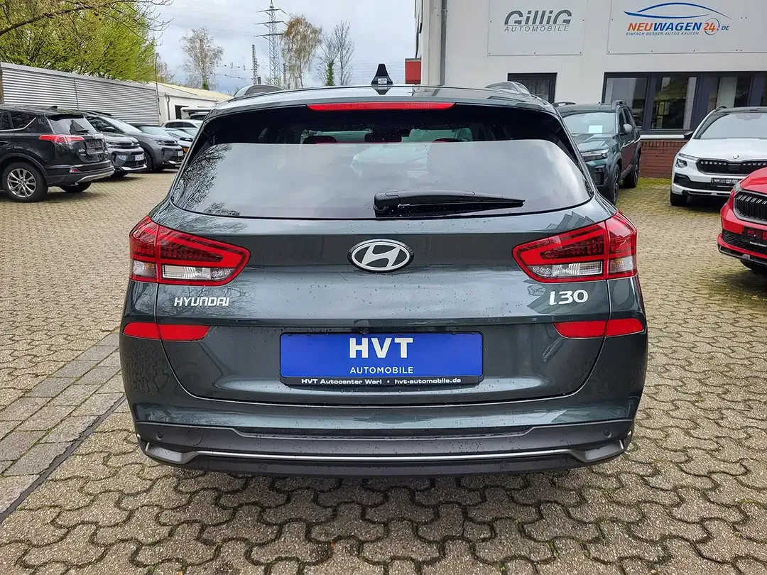 Hyundai i30 - Thumbnail 9