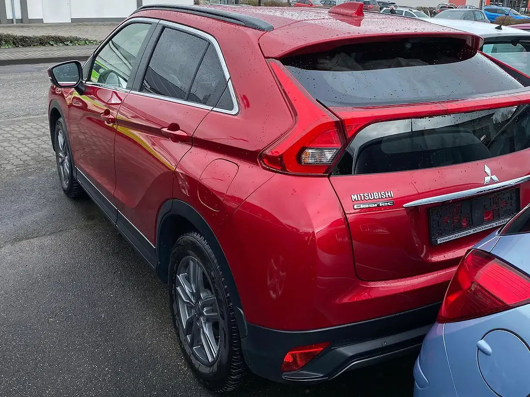 Mitsubishi Eclipse Cross - Thumbnail 4