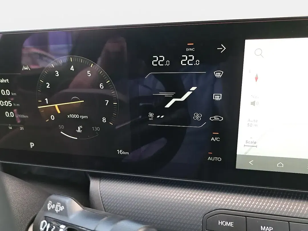 Kia K4 - Thumbnail 11