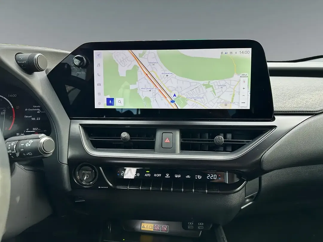 Lexus UX 300e - Thumbnail 12