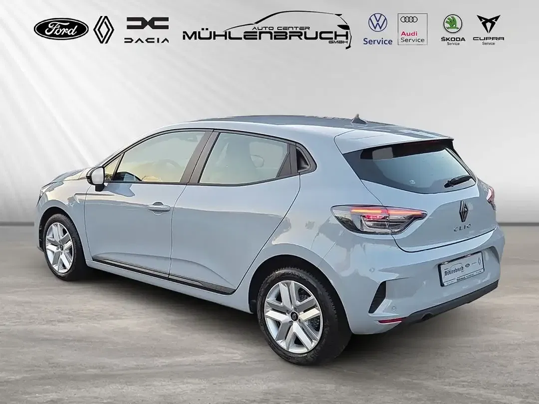 Renault Clio - Thumbnail 8